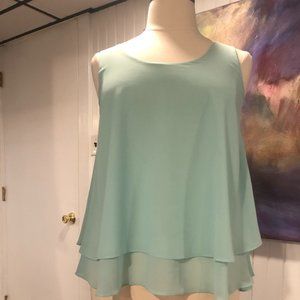 Aryeh Layered Tank Aqua Large